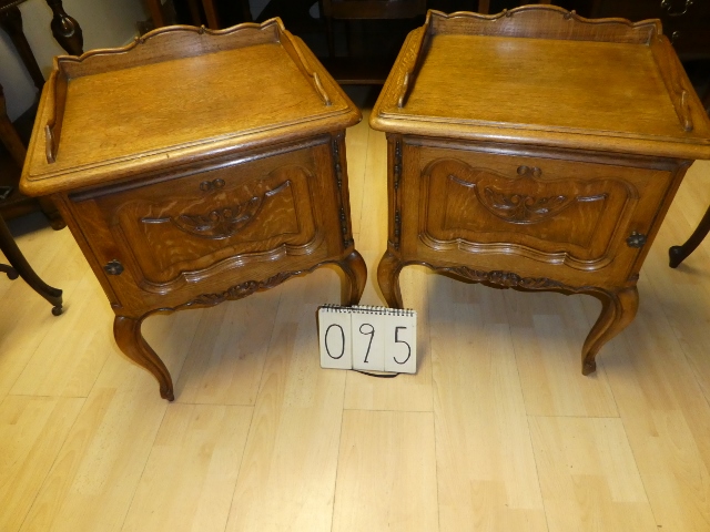 Pair Bed Side Cabinet/19050105092