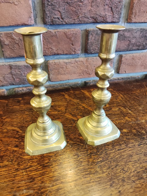 Pair of Candle Sticks/23129910002