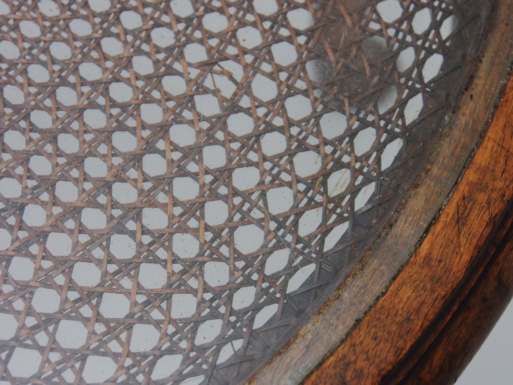 アンティーク家具　アンティーク　籐編み　籐　ケーントップ　カゴメ編み　コーヒーテーブル　テーブル　サイドテーブル　ツインアンティークス