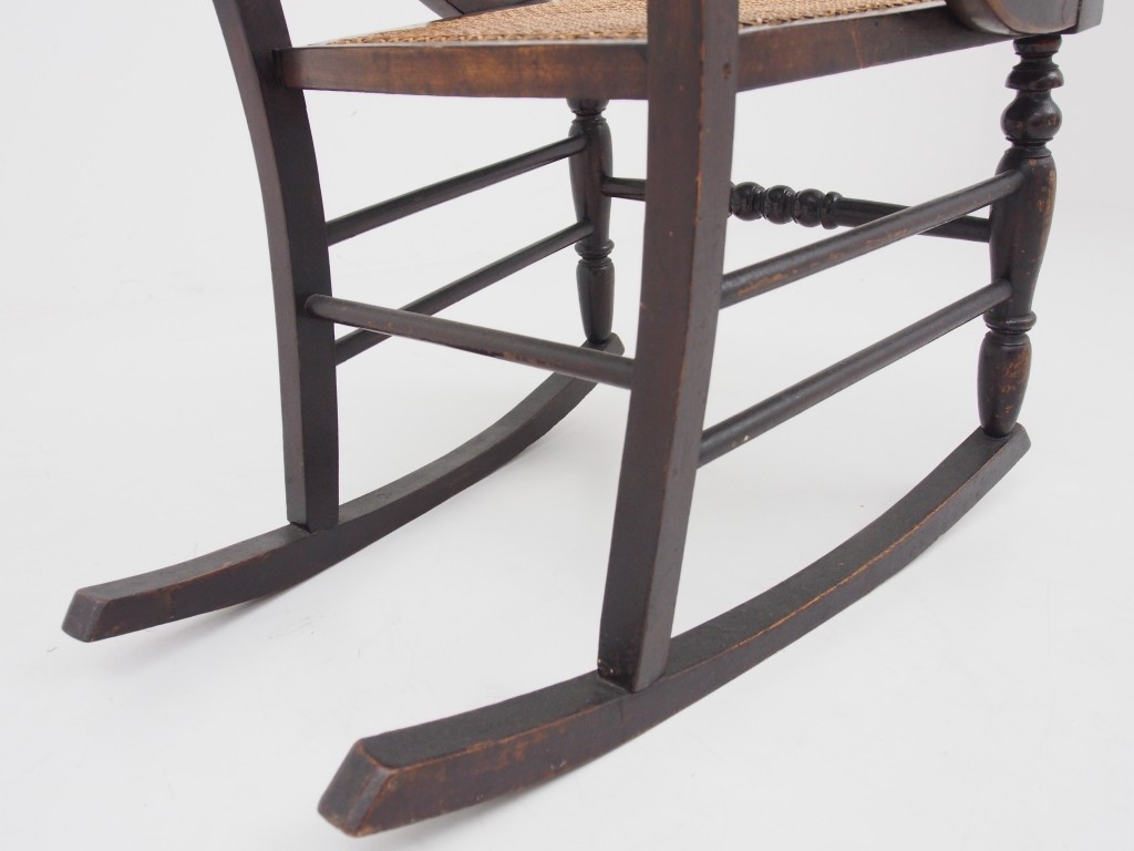 アンティーク家具　アンティーク　ロッキングチェア　ケインワーク　籐編み　安楽椅子　ツインアンティークス